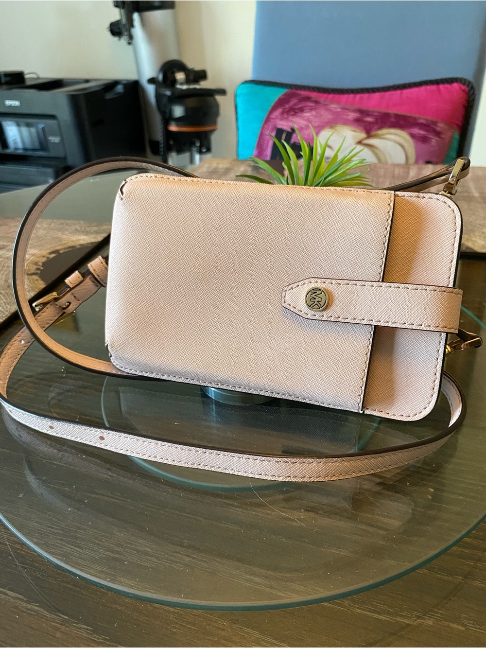 Michael Kors Pale Pink Saffiano Crossbody Phone Wallet